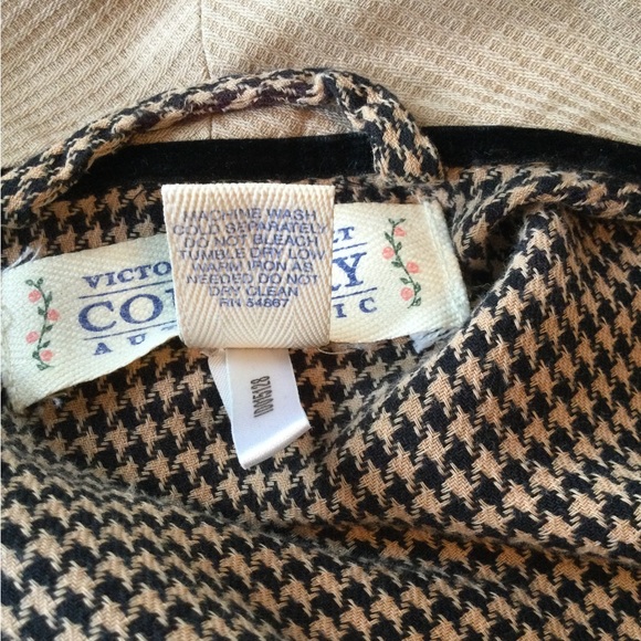 Vintage Victoria’s Secret Long Robe - Picture 5 of 9